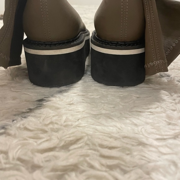 Clergerie luxury designer stretch leather ankle boot size 39 - Picture 3 of 13